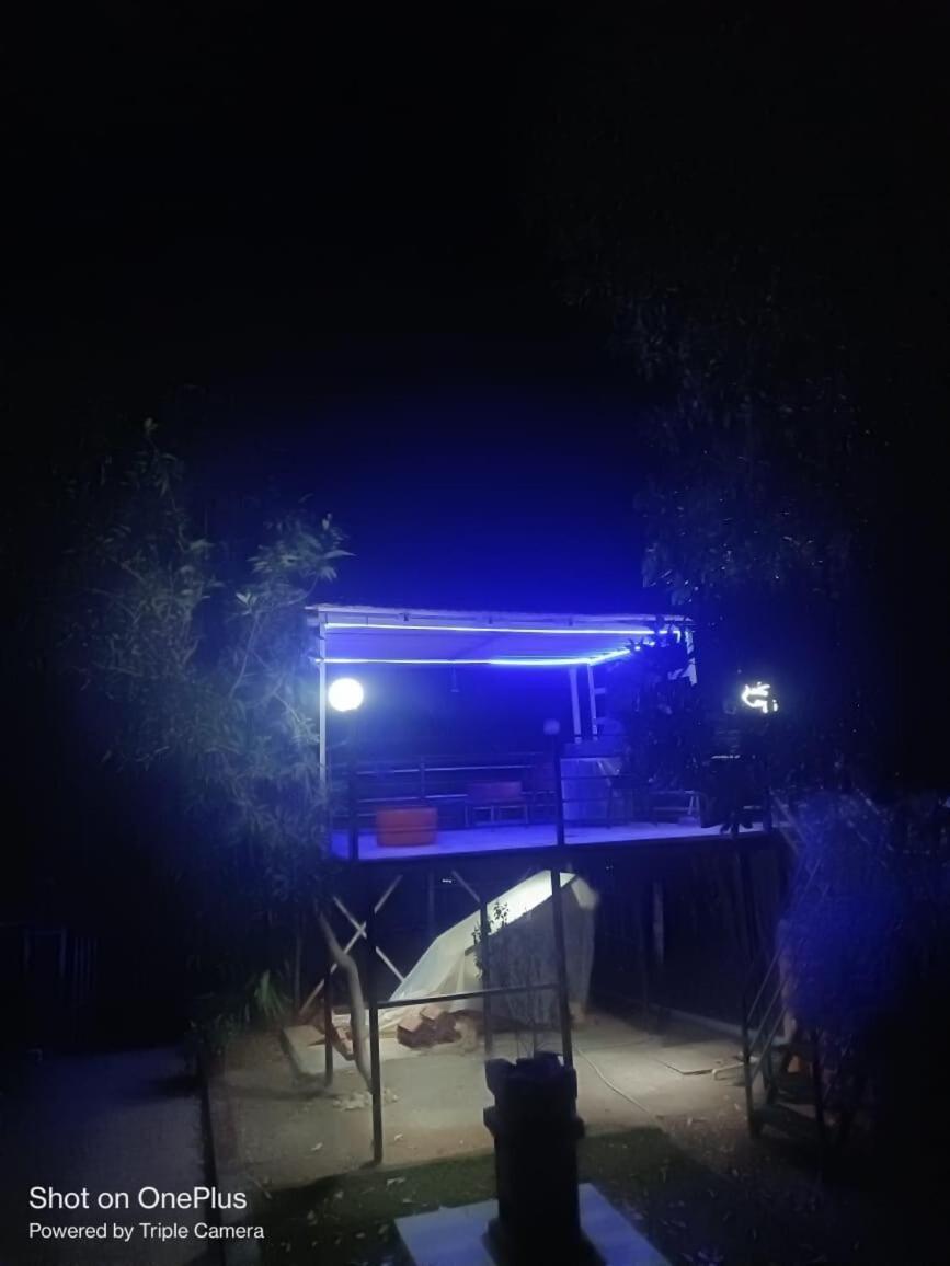 Sukant Homestay, Palu, Murbād エクステリア 写真