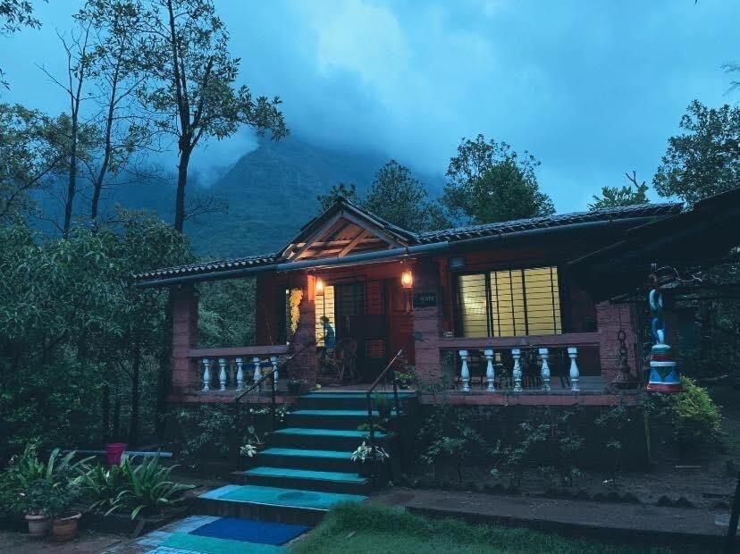 Sukant Homestay, Palu, Murbād エクステリア 写真